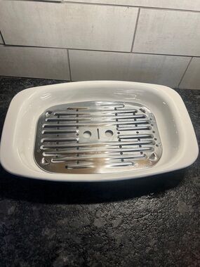 Corningware Roaster Cornflower Blue with Removable Stainless Steel Rack.Like new